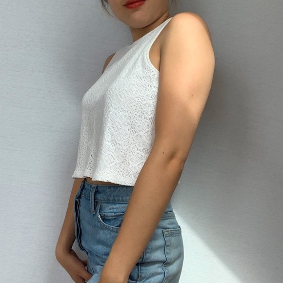 AÉROPOSTALE LACE CROP TOP - Picture 2 of 4